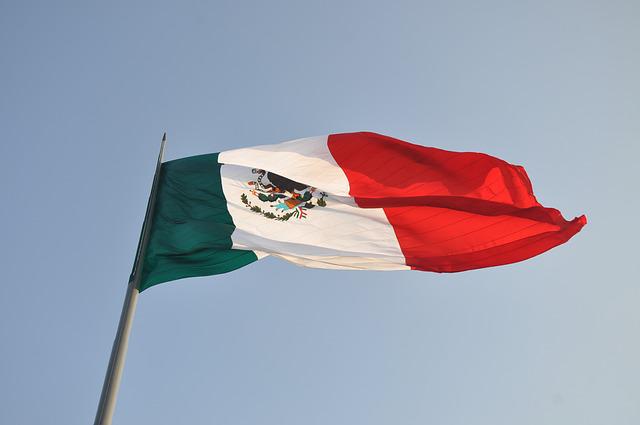 Global players expanding prepaid card solutions in Mexico